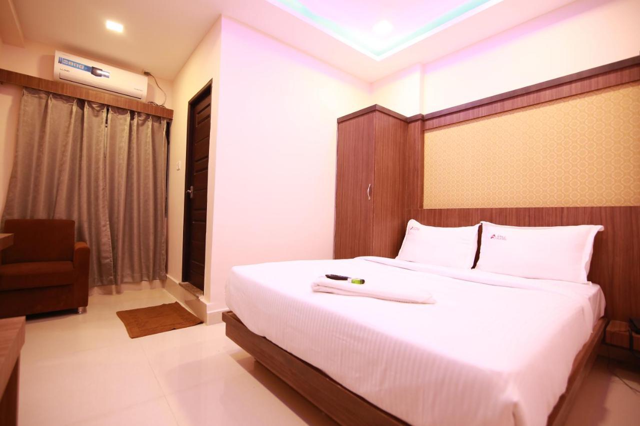 Hotel Apple Suites Bangalore Exteriör bild