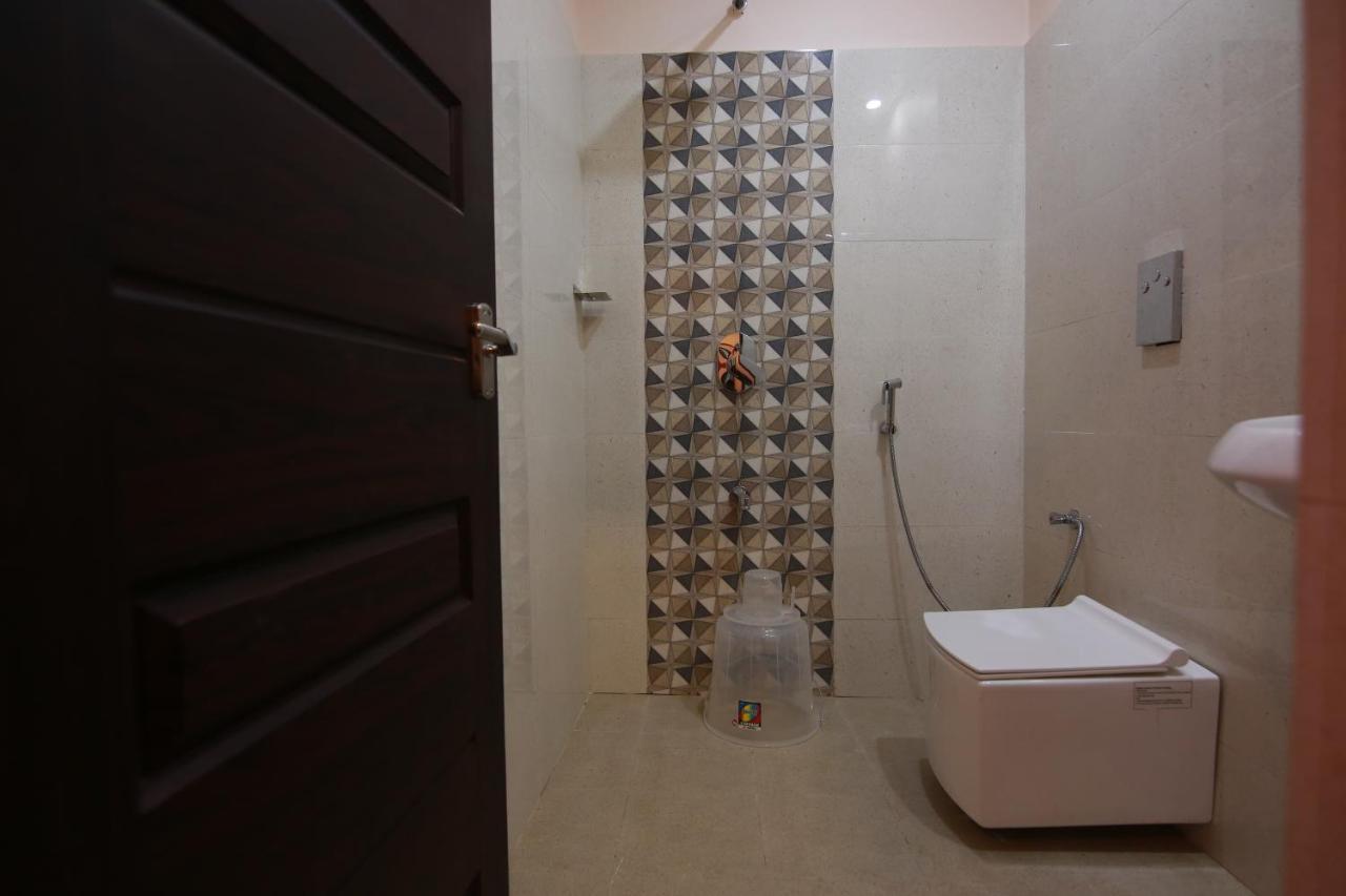 Hotel Apple Suites Bangalore Exteriör bild