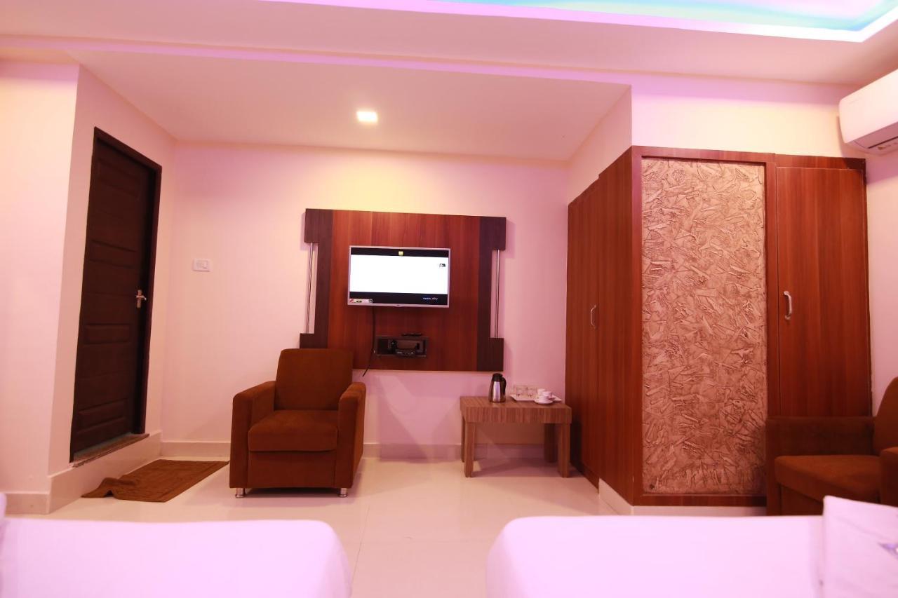 Hotel Apple Suites Bangalore Exteriör bild